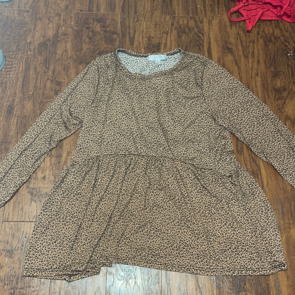 Leopard Print gaze dtla long sleeve baby tee shirt